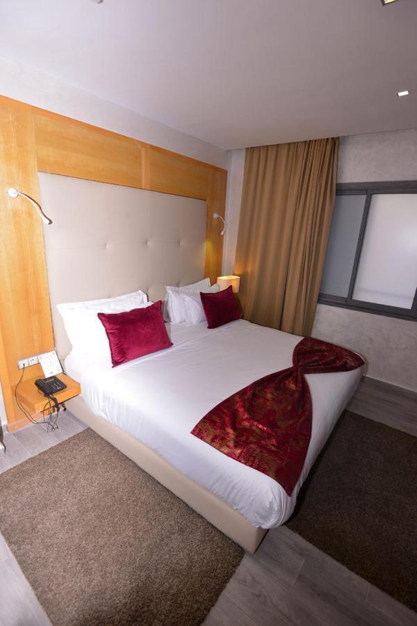 Le 135 Appart Hotel Kazablanka Dış mekan fotoğraf