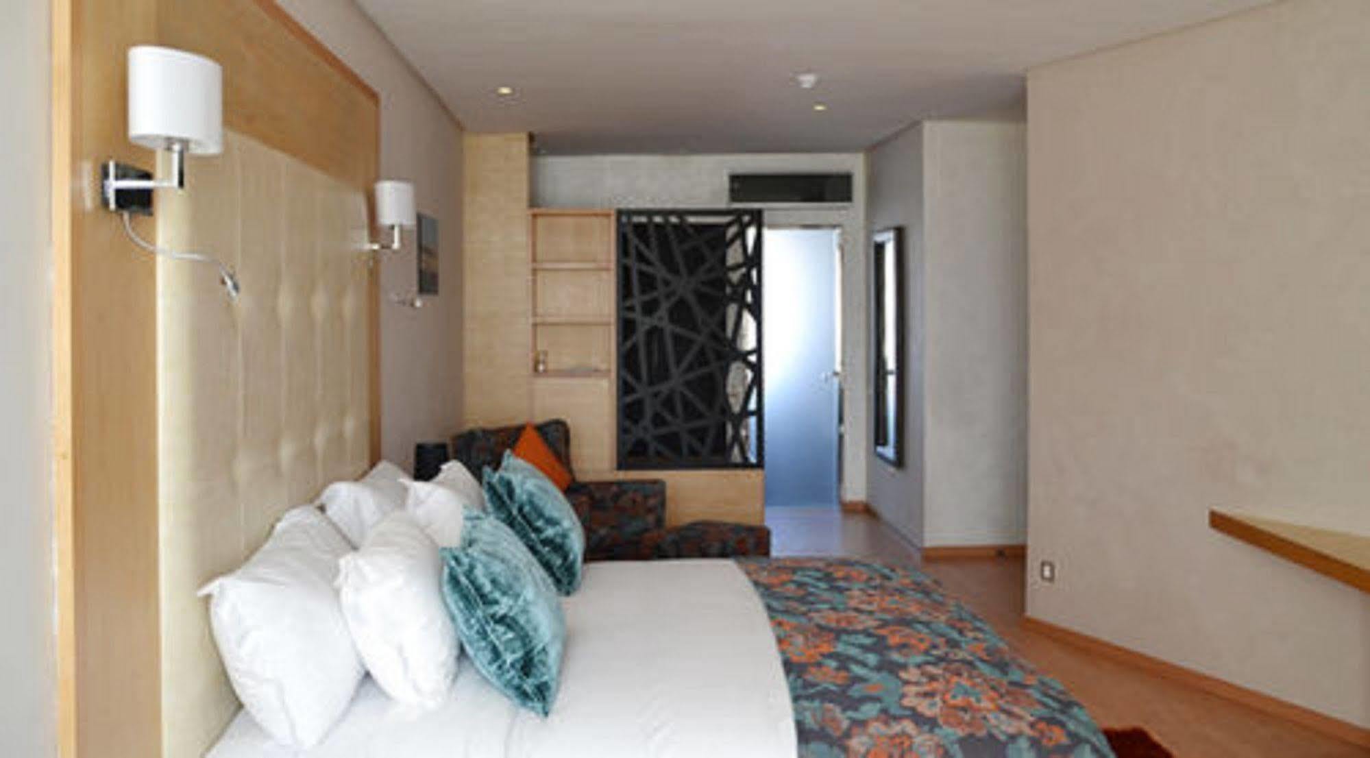 Le 135 Appart Hotel Kazablanka Dış mekan fotoğraf