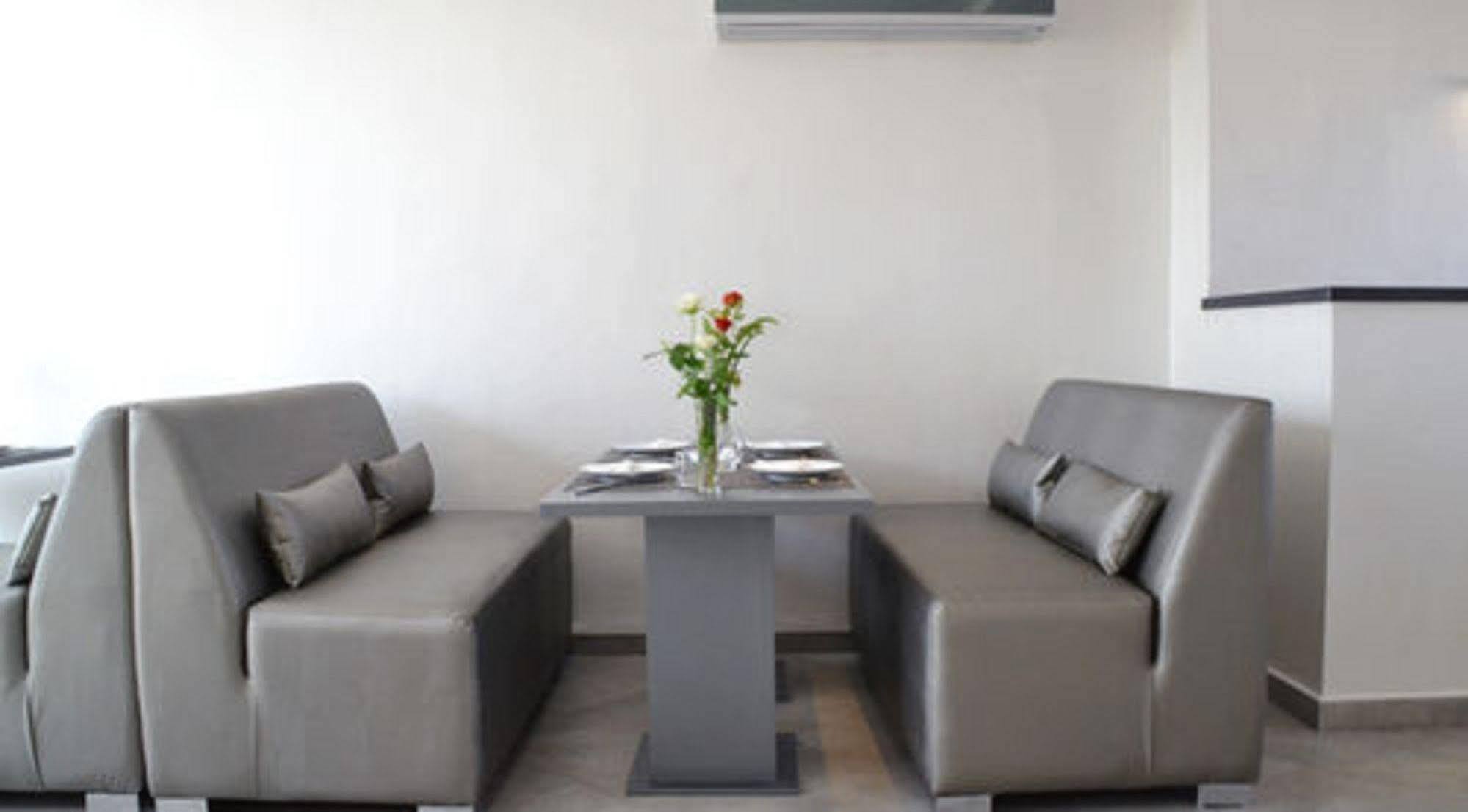 Le 135 Appart Hotel Kazablanka Dış mekan fotoğraf
